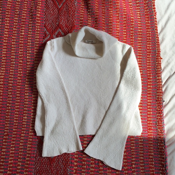 Crop top turtle neck - Picture 3 of 9